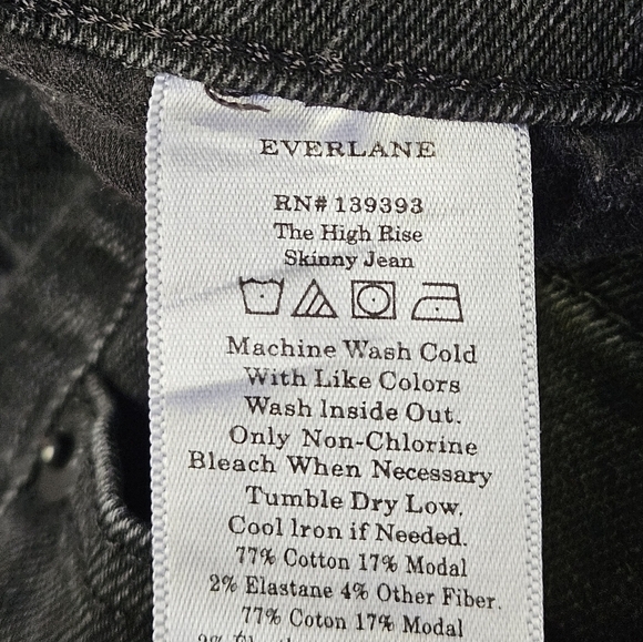 Everlane High Rise Skinny Jeans in Distressed Black Size 30 Regular - Picture 8 of 13